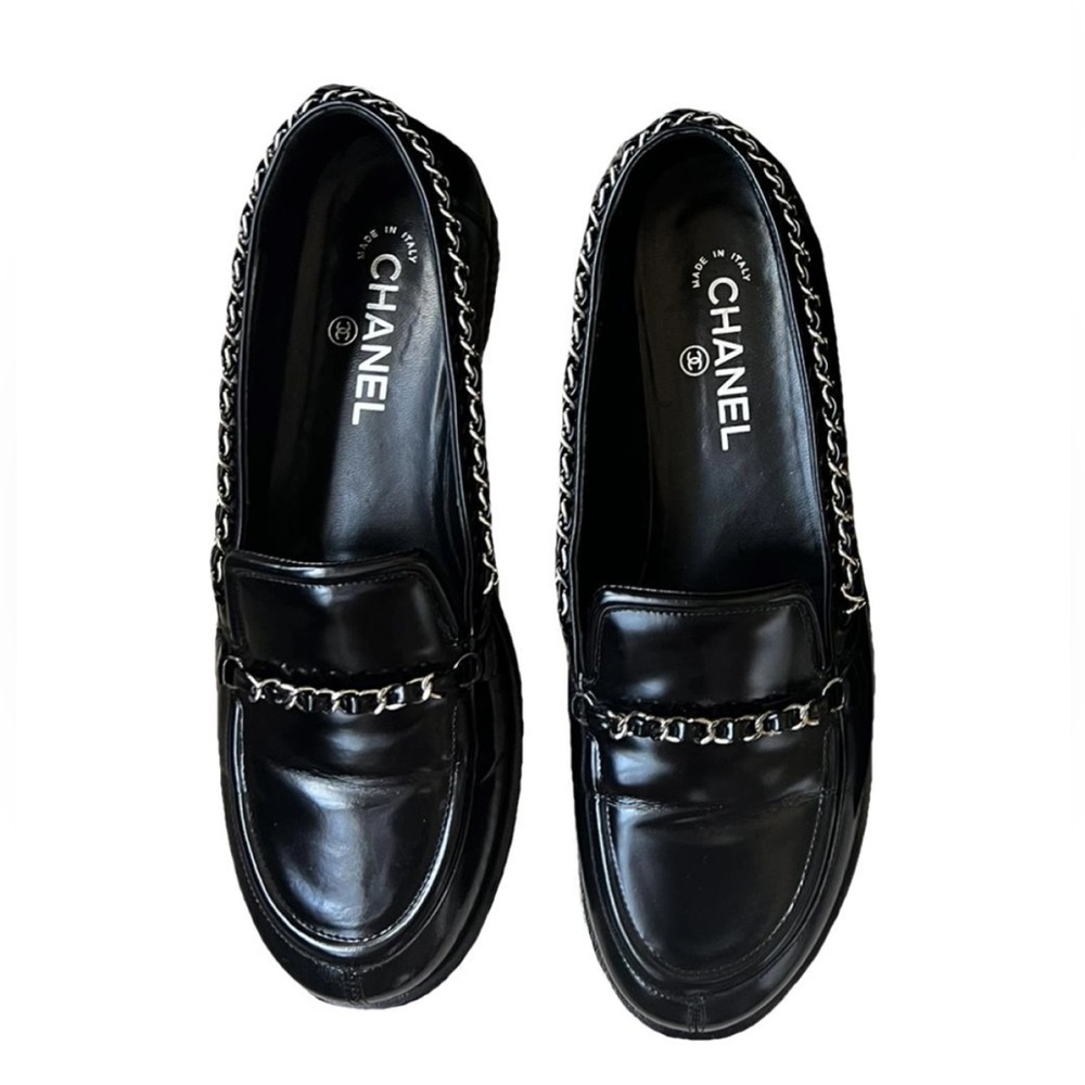 SOLD Chanel 40.5 loafer black leather chain wrap around